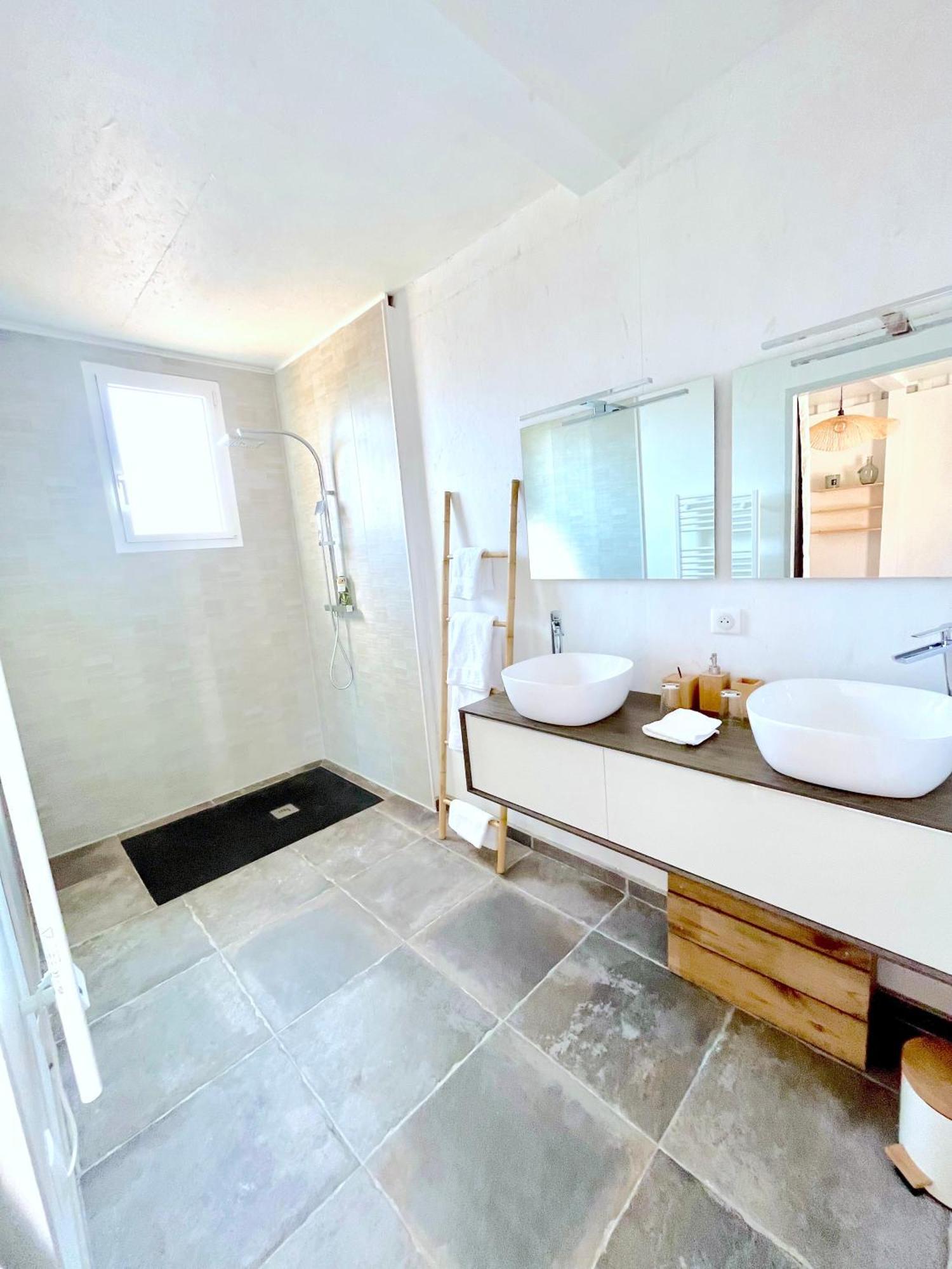 Nuiki Lodges - Chambres D'Hotes Montsegur-sur-Lauzon Ngoại thất bức ảnh